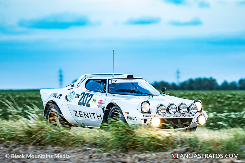 Lancia Stratos in the middle of the green