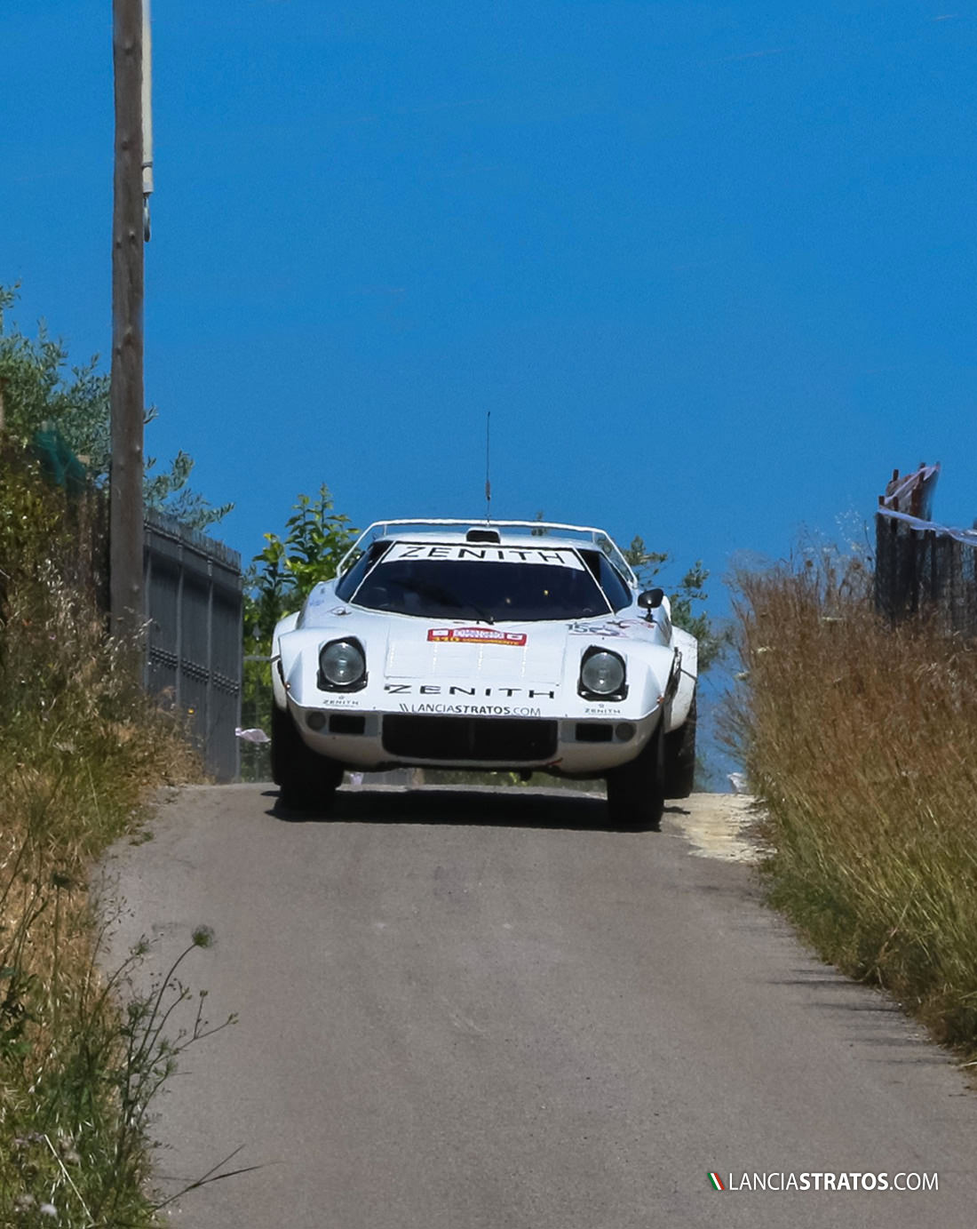 Front Lancia Stratos in race